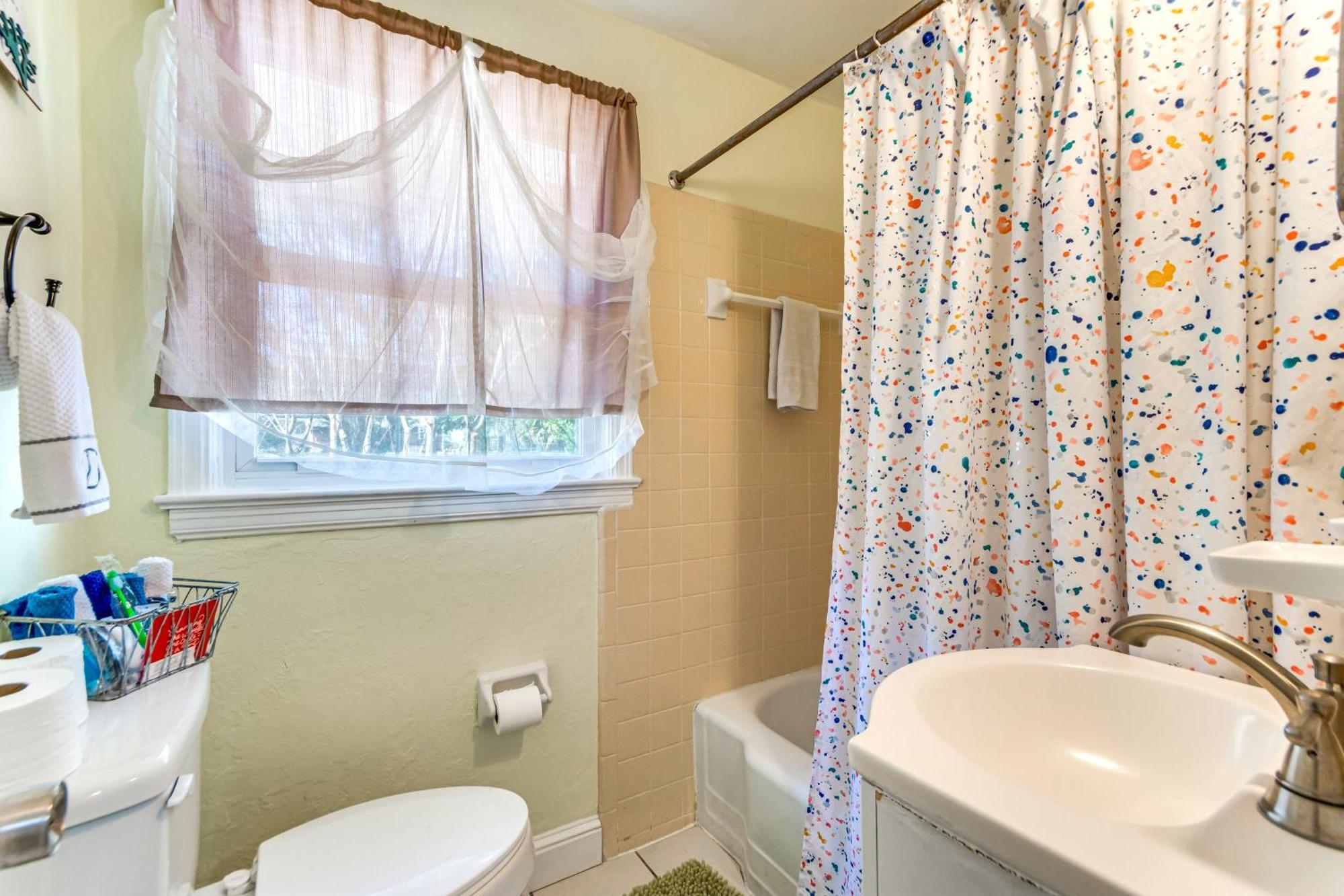 Fort Walton Coastal Retreat With Yard Walk To Beach Fort Walton Beach Extérieur photo