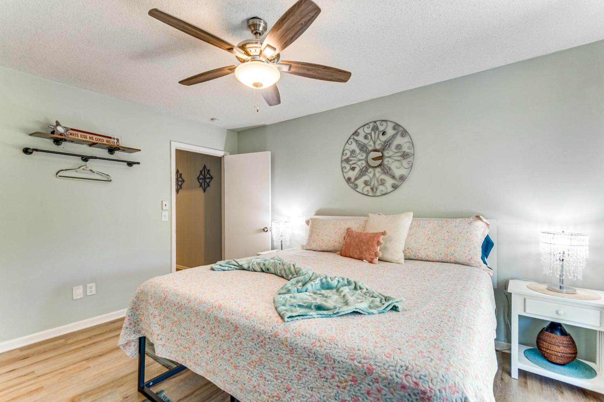 Fort Walton Coastal Retreat With Yard Walk To Beach Fort Walton Beach Extérieur photo