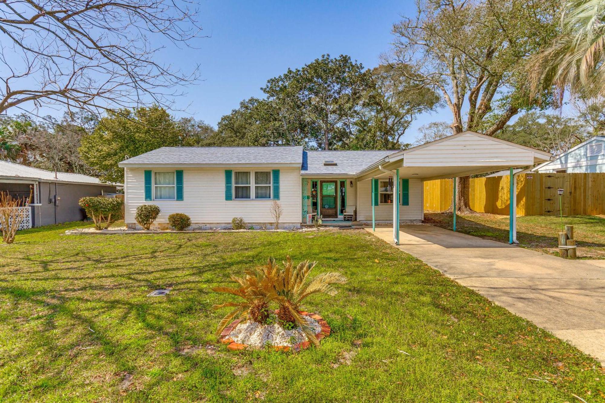 Fort Walton Coastal Retreat With Yard Walk To Beach Fort Walton Beach Extérieur photo